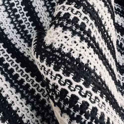 Tissu Crochet Cruella