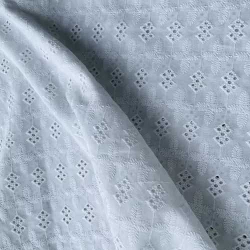 Tissu Broderie Anglaise Croix