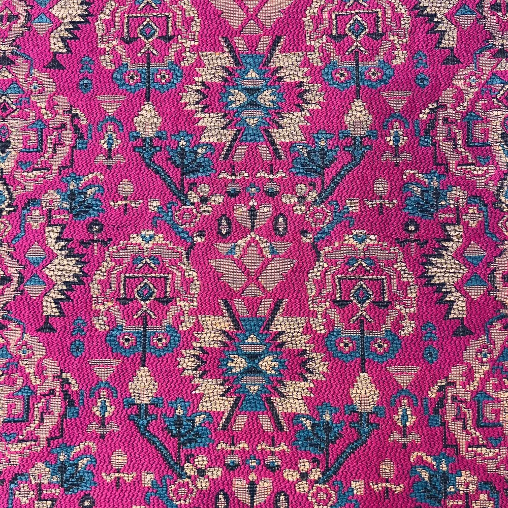 Tissu Jacquard Aztèque Fuschia